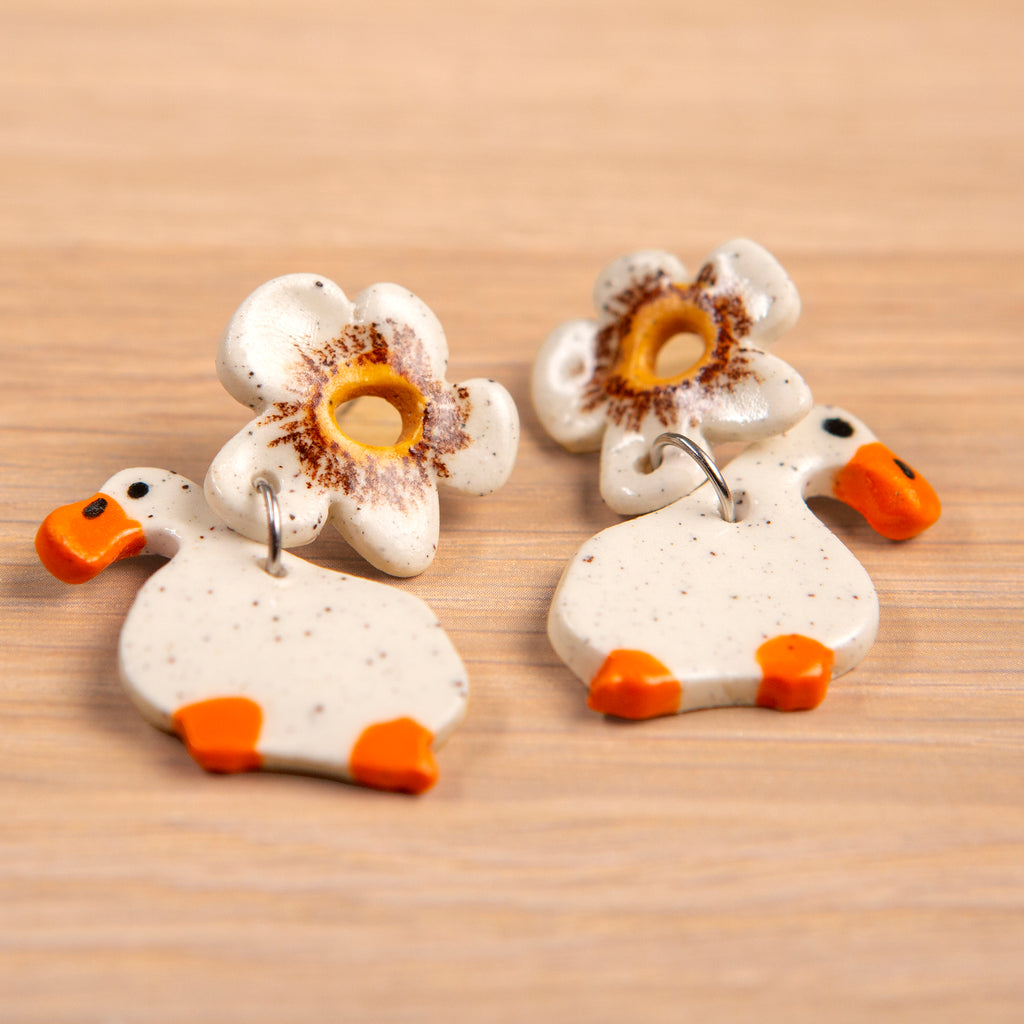2 Tier Ceramic Earring - White Flower & White Duck