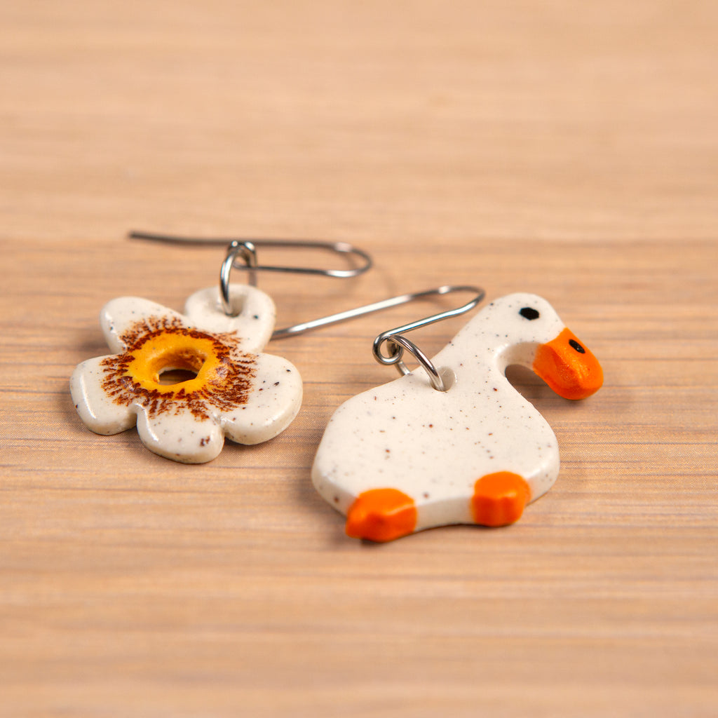 Ceramic Drop Earring - White Duck & White Flower