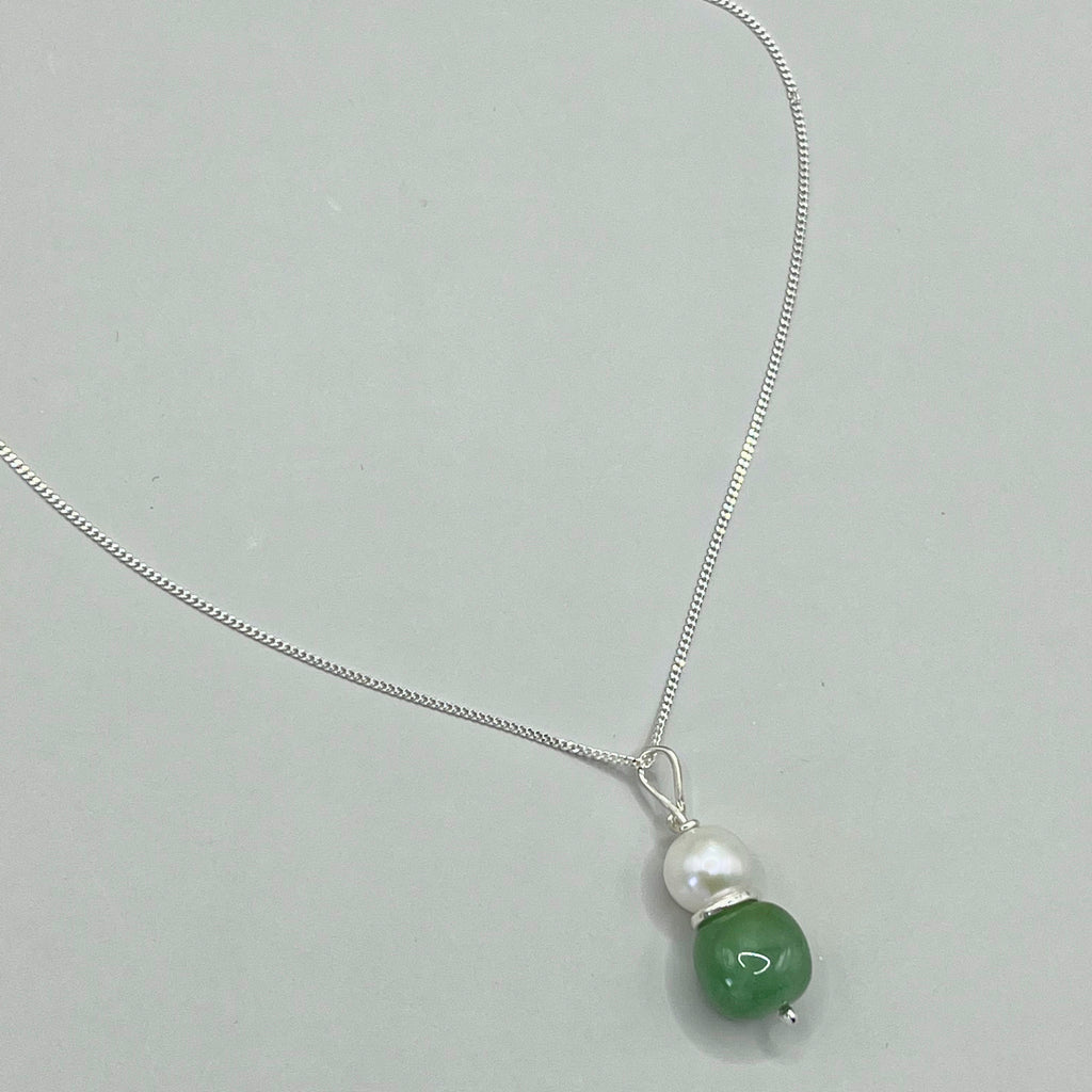 Sterling Silver Aventurine And Freshwater Pearl Necklace