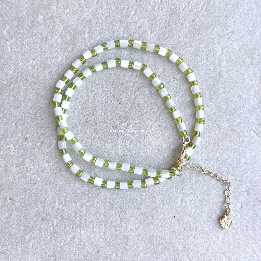 Mother of Pearl Choker Necklace/Bracelet - Green