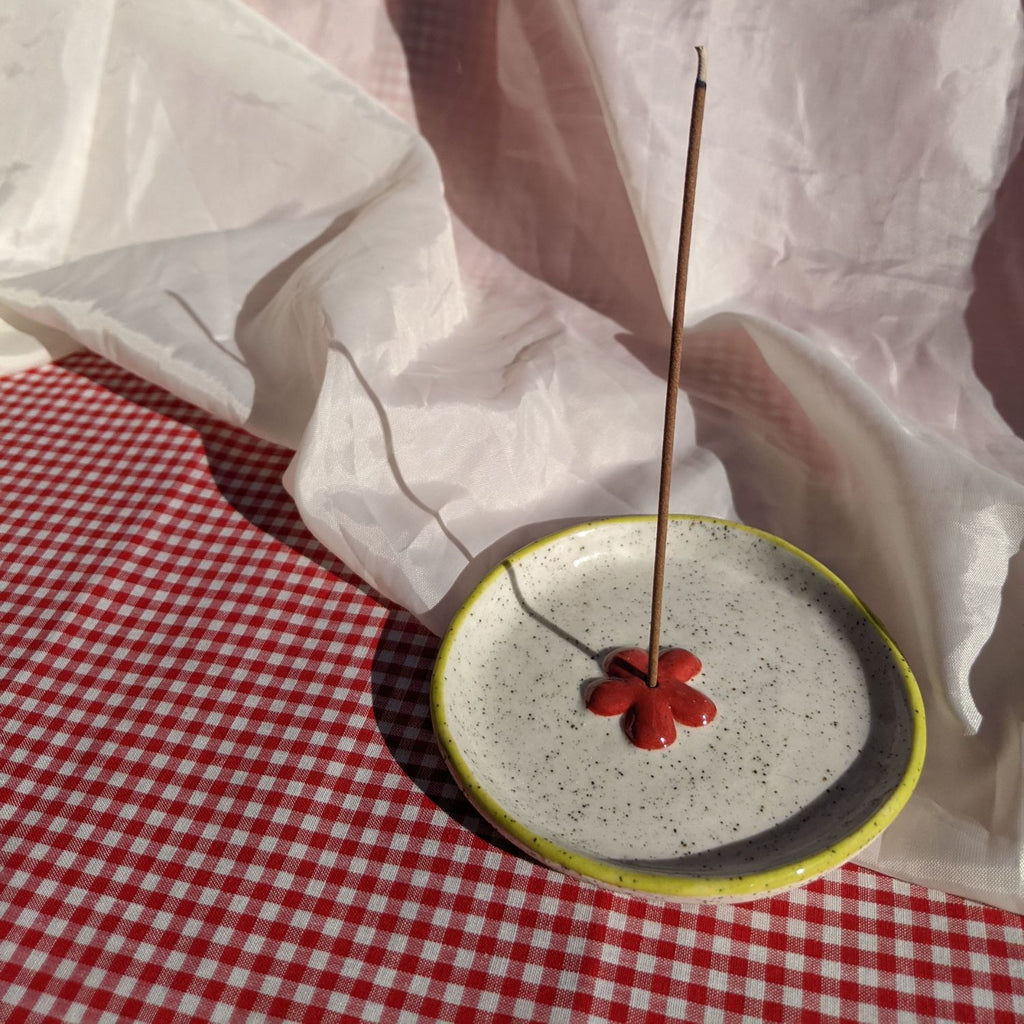 Red and Green Daisy Insense Holder